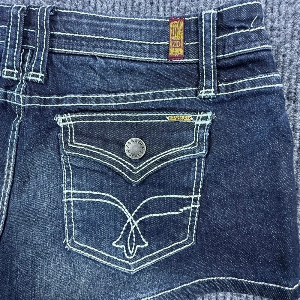 Zana Di Jeans Womens Dark Wash Denim Shorts JS2964S4 Size 13 NWT
